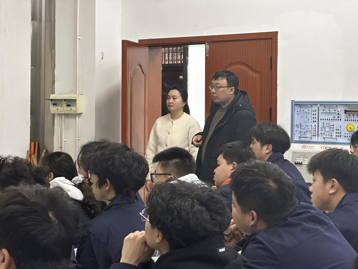 航空电气学院：新学期开学严抓教学规范与安全管理 筑牢新学期育人根基