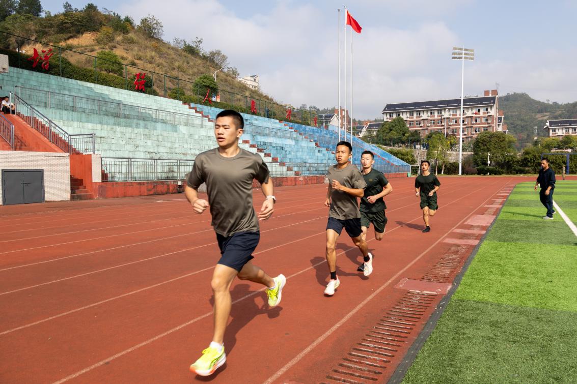 732938d978c95fd4ee57aeff8094ea7c 732938d978c95fd4ee57aeff8094ea7c