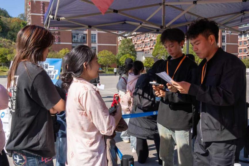 ebf2d12b6b12c7e43c14aa7b5a0dffe7