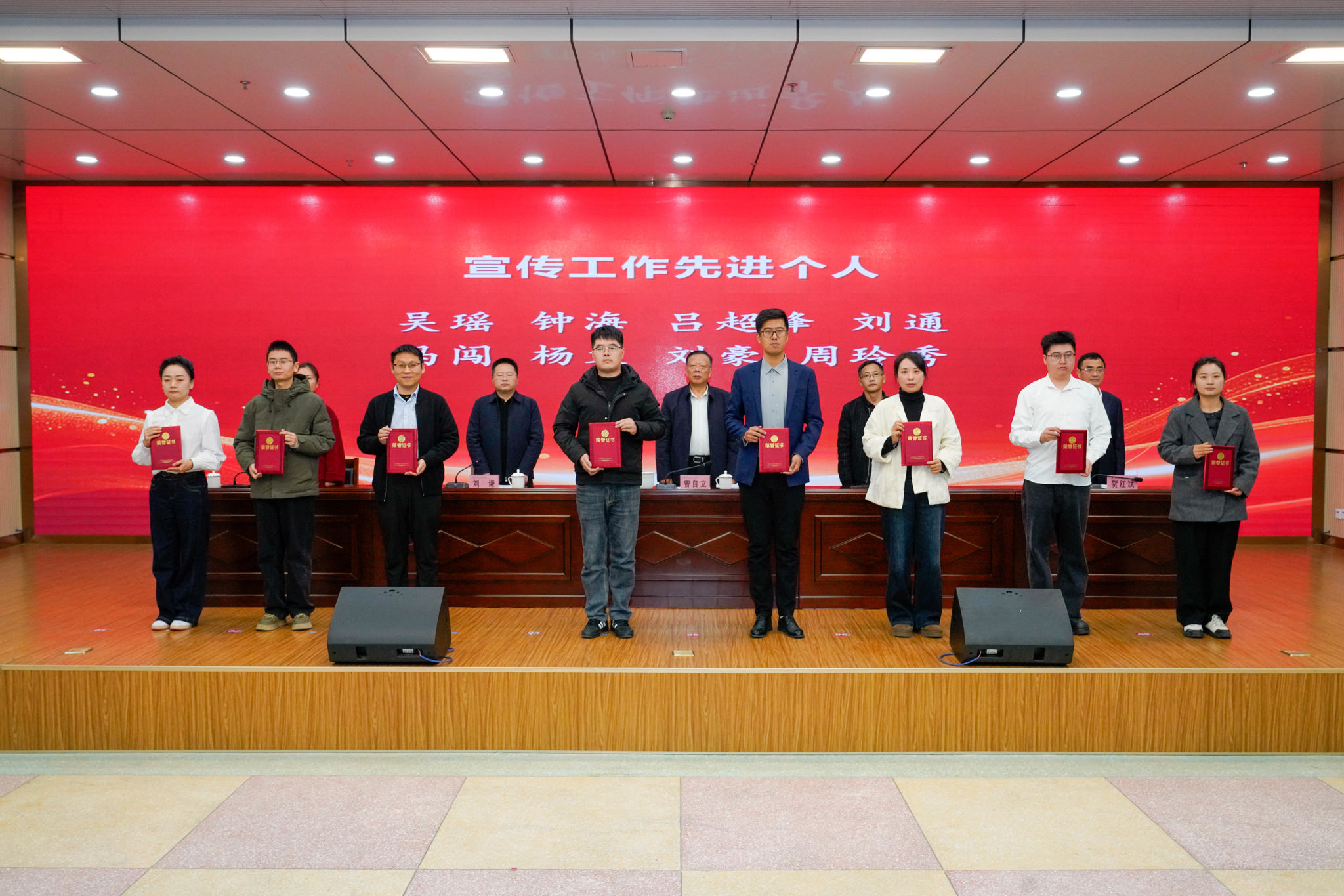 6cd5c7ad4be2c41eeb9ec207741e6371