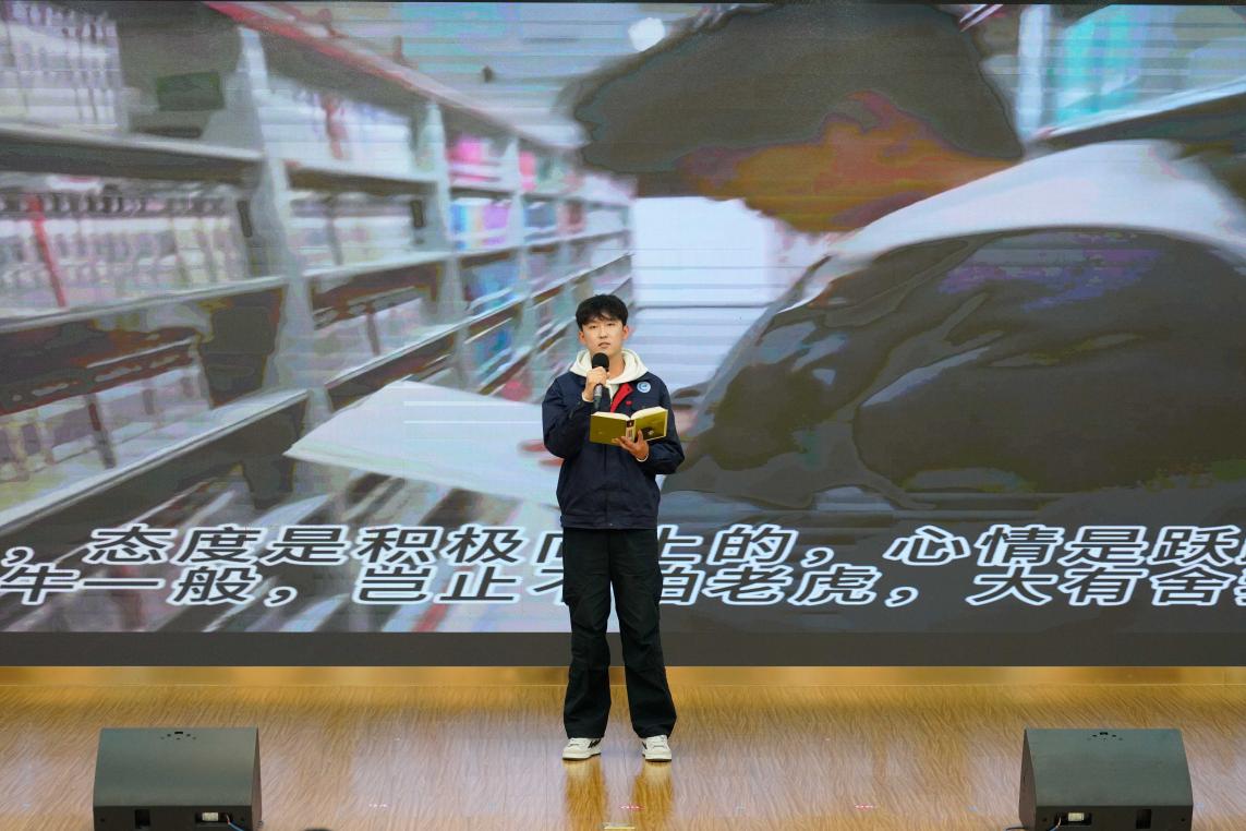 c5c6ff18d23784f9a936af528d3a3194