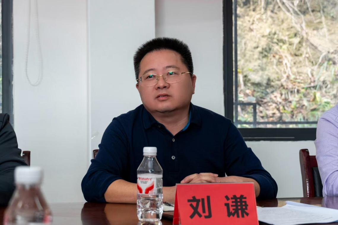 d195663ebd80649dc341351a2491c97d