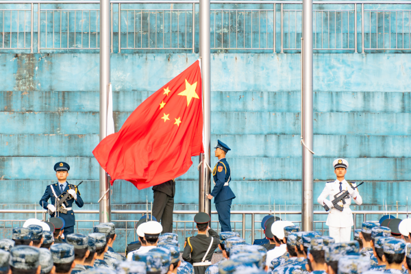 军士学院：举行国家安全教育主题升旗仪式