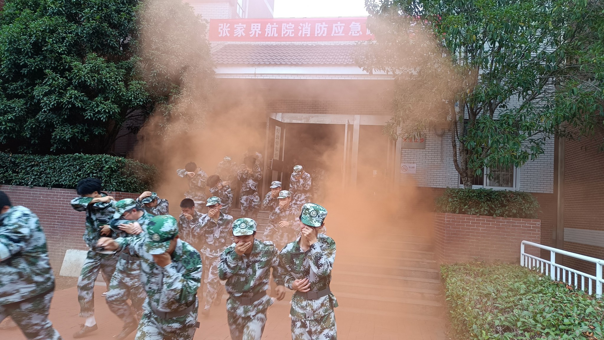 图片16.jpg