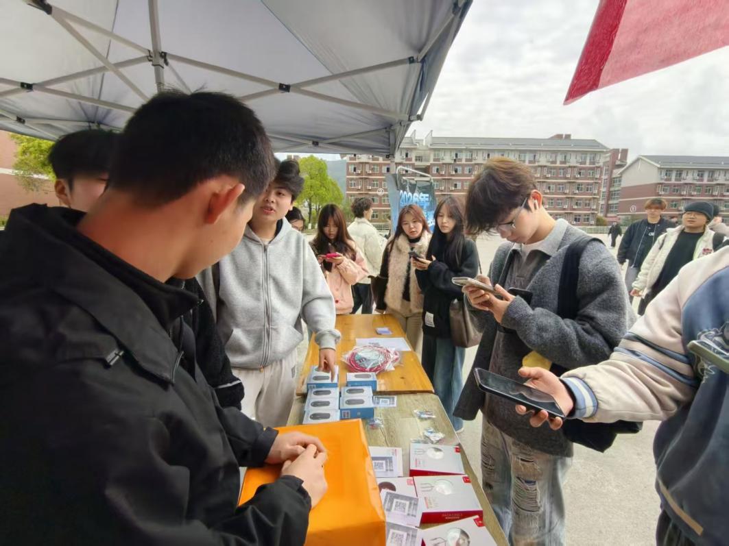 958165fd08a9091b7a02020624e0d830 958165fd08a9091b7a02020624e0d830