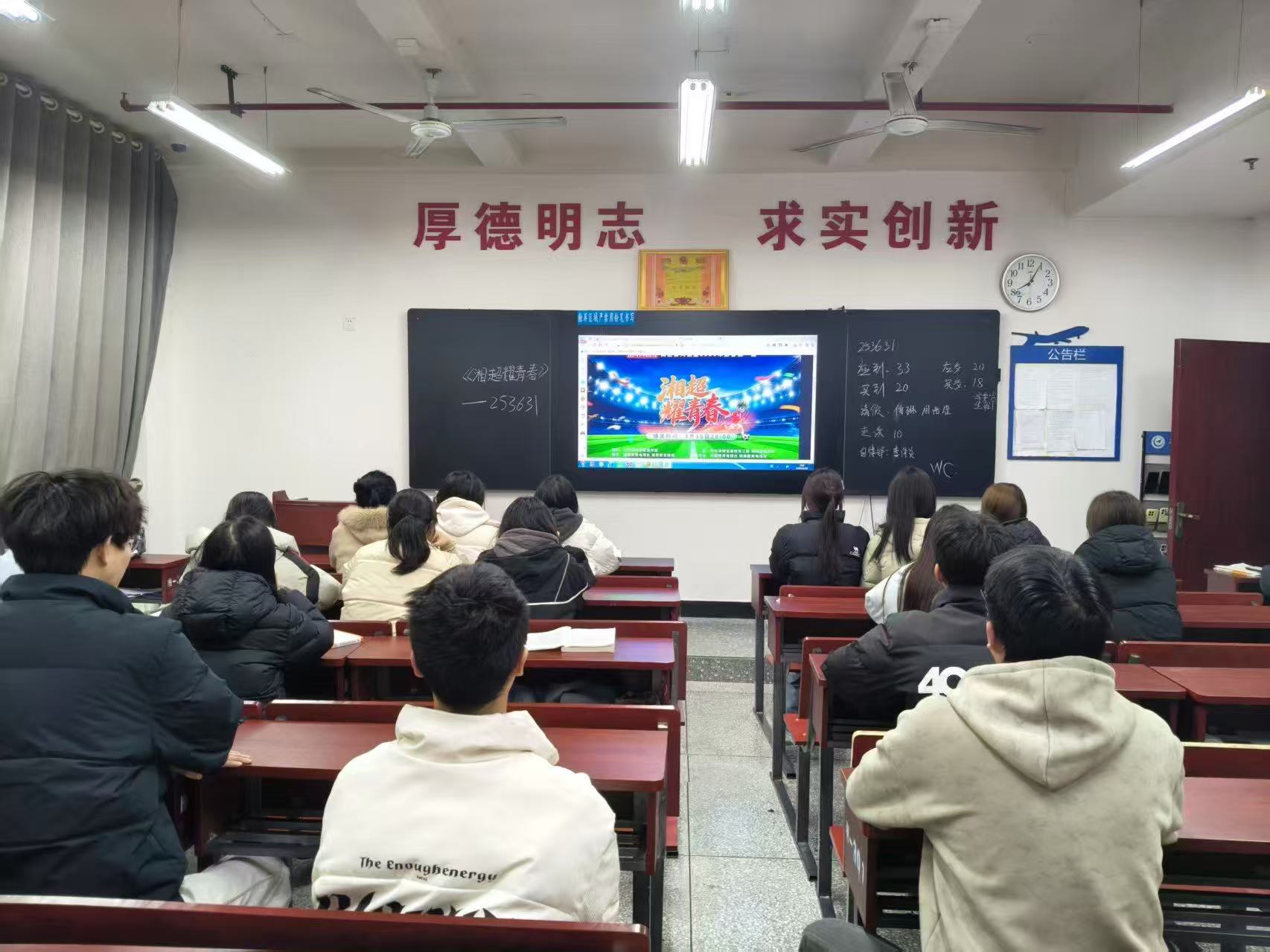 5bc026f87442a29d1460ea64fa2ec9b3