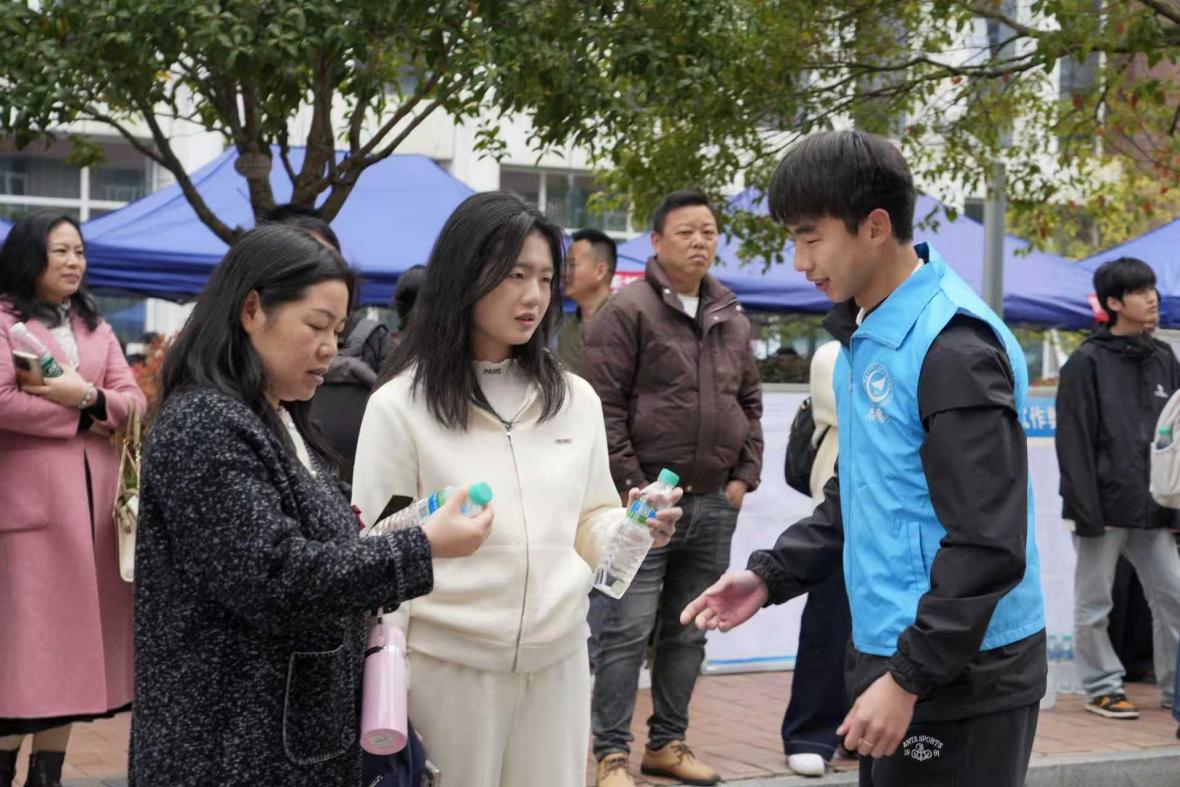 0efab510e314836b6796840b300e1aae