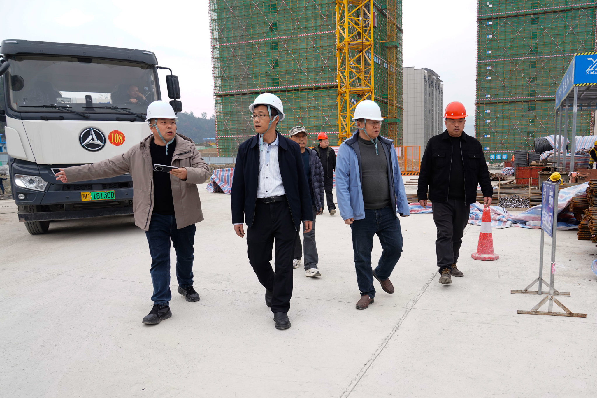 5d42931f441bea3177f3a307a4499ddd