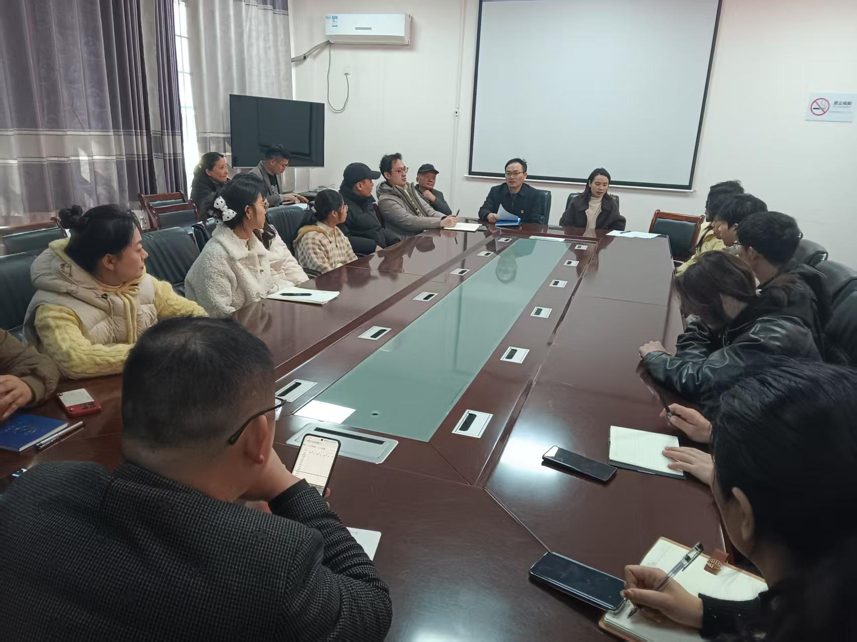 c7ef6edb0b243b5e181dd8ec8625960b