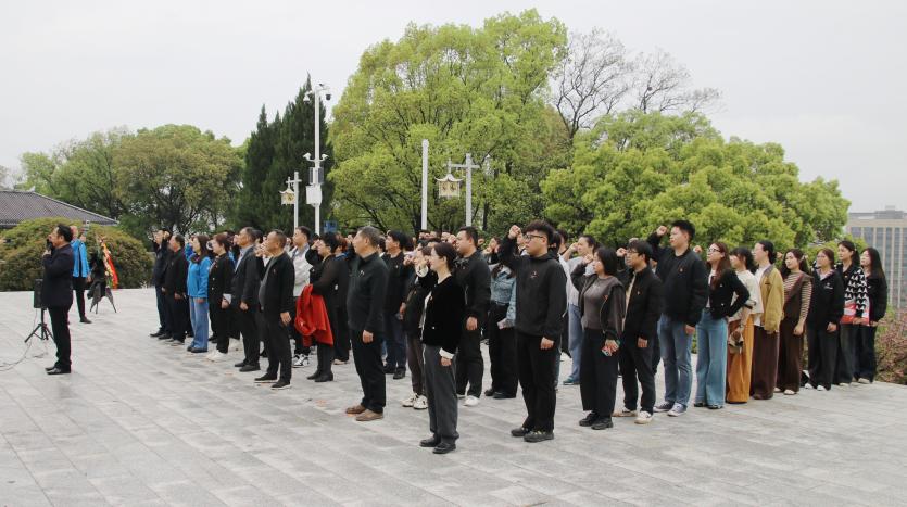 6526413df6328eb213d70486446b08d5