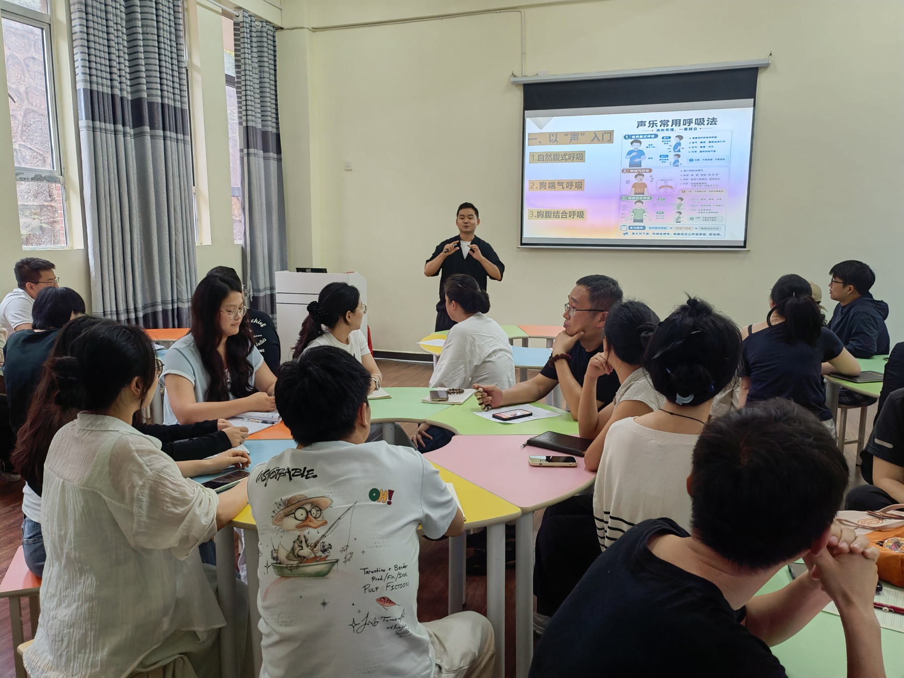 学校开展第四十二期辅导员沙龙：“声”入人心，“育”见成长