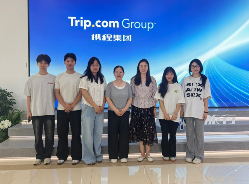航空管理学院：赴长沙、南通开展访企拓岗专项调研