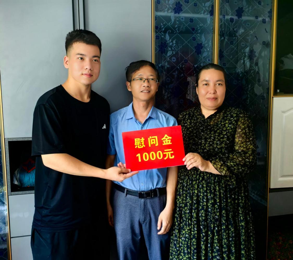 C:/Users/tonis/Desktop/微信图片_20260801161216_1_15.jpg微信图片_20260801161216_1_15