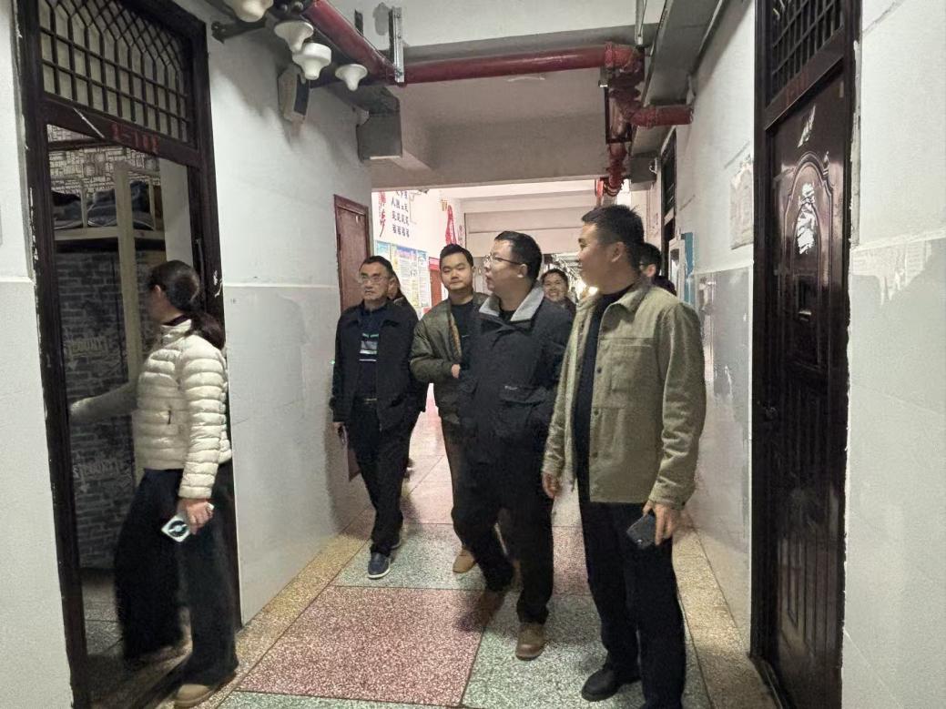 70fefdb61db36b0eeda3808fa4fa4bd4